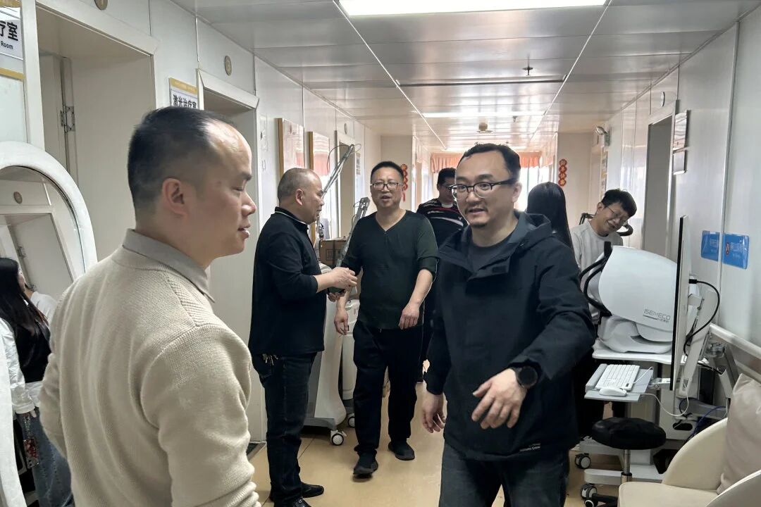 凝心聚力保搬迁，后勤护航显担当 &mdash;&mdash;我院后勤保障部全力协助临床科室完成搬迁工作